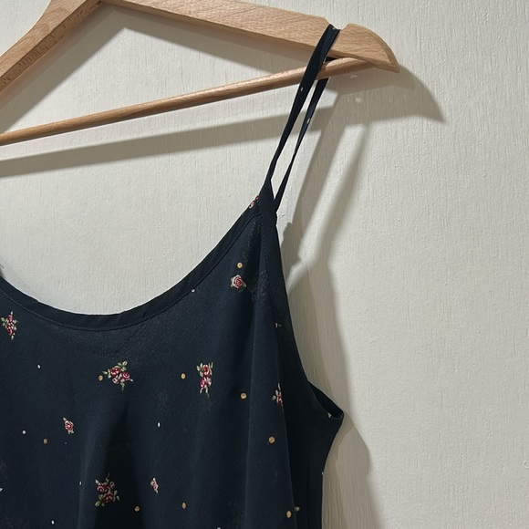 CABI WOMENS SLEEVELESS DOUBLE LAYER BLACK FLORAL TOP Sz XS - Picture 5 of 9